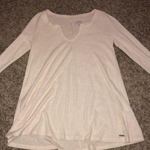 Hollisywr long sleeve shirt.